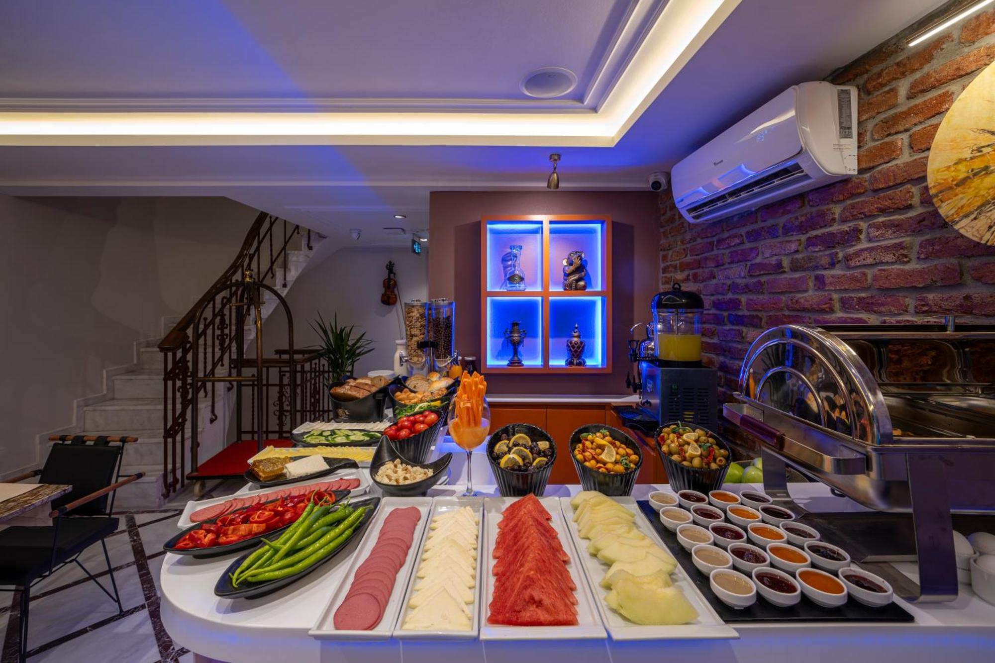 Pera Luna Premium Hotel Istambul Exterior foto